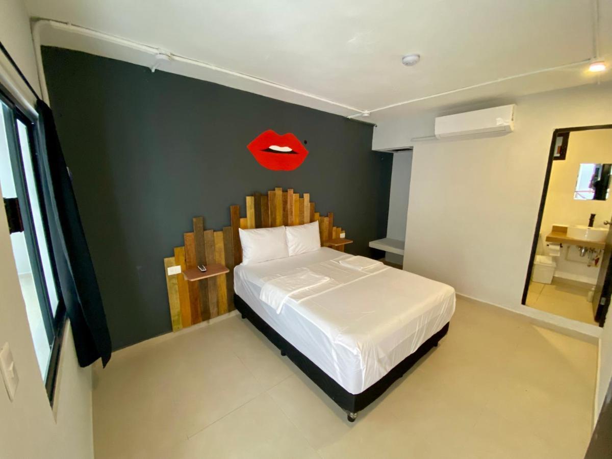 Why Not Rooftop Party Hostel Playa del Carmen Zewnętrze zdjęcie