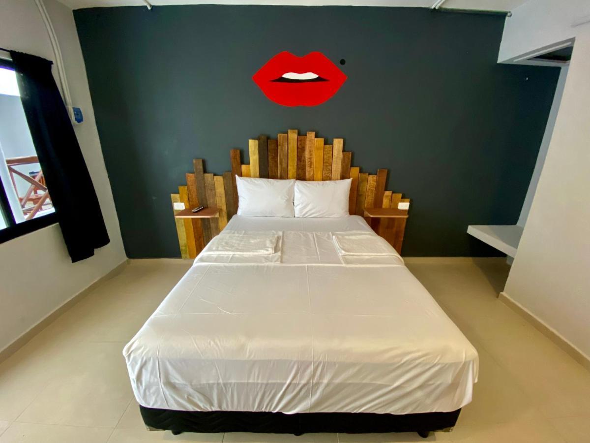 Why Not Rooftop Party Hostel Playa del Carmen Zewnętrze zdjęcie